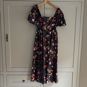 Elegant Floral Maxi Dress with Puff Sleeves
